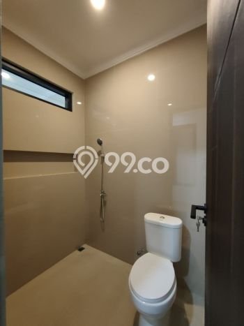 Jual Rumah Mewah Megah Dengan View Eksklusif di Rawamangun, Jakarta Timur Jual Rumah Mewah Megah Dengan View Eksklusif di Rawamangun, Jakarta Timur