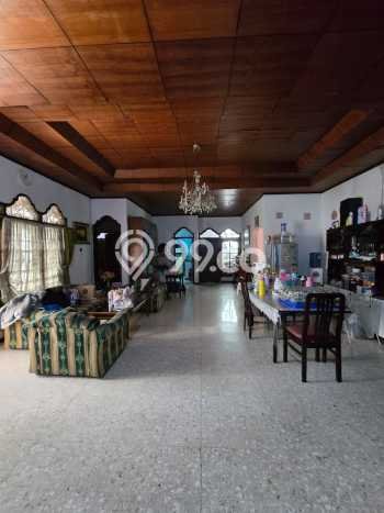 For Sale! Luxury House LT 307m2 Desain Elegan di Klender For Sale! Luxury House LT 307m2 Desain Elegan di Klender