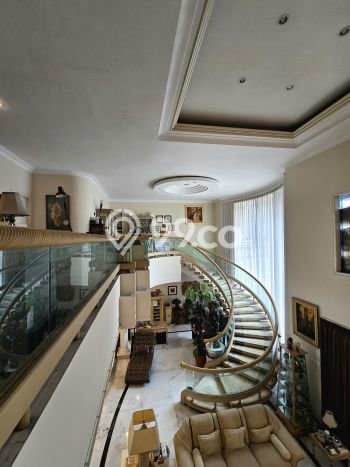 Rumah Luxury Modern Siap Huni di Kuningan Jakarta Selatan Rumah Luxury Modern Siap Huni di Kuningan Jakarta Selatan