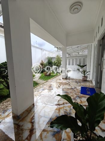 Dijual Rumah Premium dengan Fasilitas Sekitar Komplit di Duren Sawit, Jakarta Timur Dijual Rumah Premium dengan Fasilitas Sekitar Komplit di Duren Sawit, Jakarta Timur