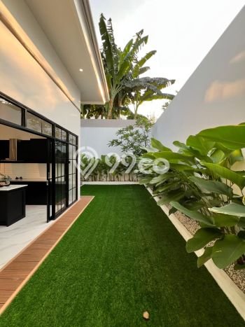 Hunian Eksklusif Siap Huni LT 515m2 di Cilandak, Jakarta Selatan Hunian Eksklusif Siap Huni LT 515m2 di Cilandak, Jakarta Selatan