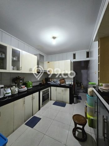 Rumah Mewah LB 567m2 Siap Pakai Desain Elegan di Pondok Kelapa, Jakarta Timur Rumah Mewah LB 567m2 Siap Pakai Desain Elegan di Pondok Kelapa, Jakarta Timur
