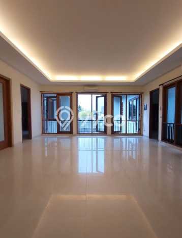 Dijual Rumah Mewah Exclusive di Cilandak, Jakarta Selatan Dijual Rumah Mewah Exclusive di Cilandak, Jakarta Selatan