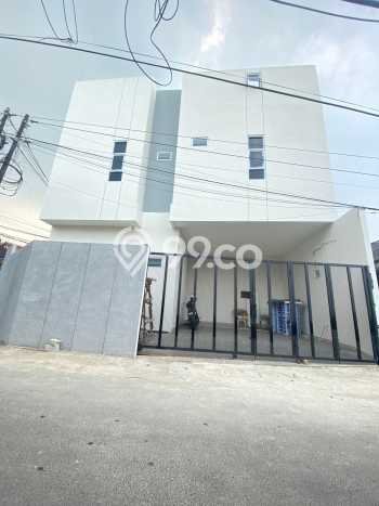Rumah Eksklusif Dijual LT 111m2 di Tebet, Jakarta Selatan Rumah Eksklusif Dijual LT 111m2 di Tebet, Jakarta Selatan