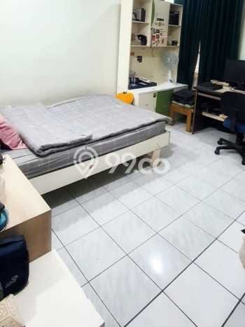 Rumah Elit Modern Tanpa Renovasi di Pondok Bambu Jakarta Timur Rumah Elit Modern Tanpa Renovasi di Pondok Bambu Jakarta Timur