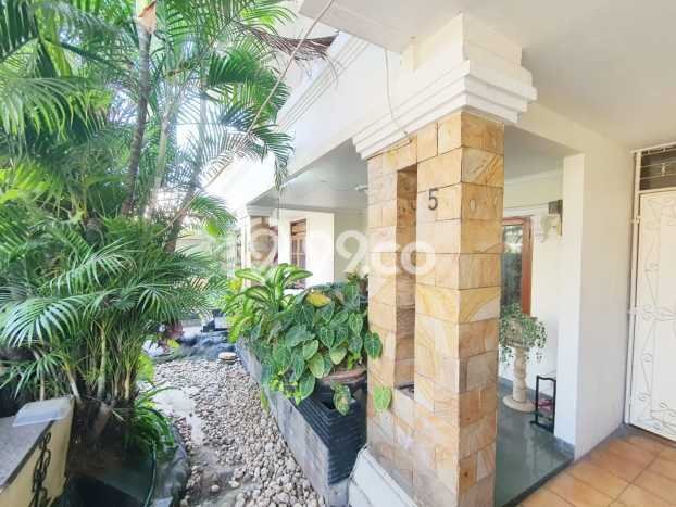 Rumah Elit Modern Tanpa Renovasi di Pondok Bambu Jakarta Timur Rumah Elit Modern Tanpa Renovasi di Pondok Bambu Jakarta Timur