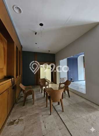 Unit Komersial Dijual di Kebayoran Baru Jakarta Selatan 500m2 Unit Komersial Dijual di Kebayoran Baru Jakarta Selatan 500m2