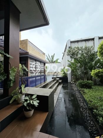 Hunian Mewah Siap Huni LT 650m2 di Cipayung, Jakarta Timur Hunian Mewah Siap Huni LT 650m2 di Cipayung, Jakarta Timur