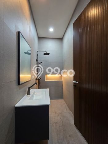For Sale Rumah Mewah Exclusive di Cempaka Putih, Jakarta Pusat For Sale Rumah Mewah Exclusive di Cempaka Putih, Jakarta Pusat