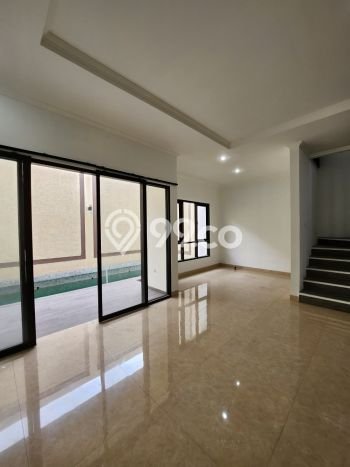 Jual Rumah Luas Elegan Dengan View Eksklusif di Ragunan, Jakarta Selatan Jual Rumah Luas Elegan Dengan View Eksklusif di Ragunan, Jakarta Selatan