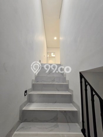 Dijual Rumah Eksklusif 3 KT di Pondok Bambu, Jakarta Timur Dijual Rumah Eksklusif 3 KT di Pondok Bambu, Jakarta Timur