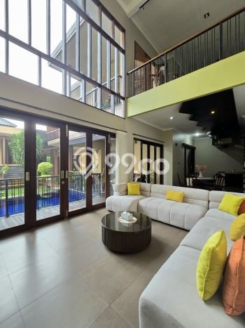 Hunian Mewah Siap Huni LT 650m2 di Cipayung, Jakarta Timur Hunian Mewah Siap Huni LT 650m2 di Cipayung, Jakarta Timur