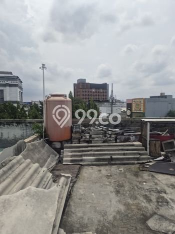 Ruko Dijual di Prime Area Jakarta Timur Luas 202m2 Ruko Dijual di Prime Area Jakarta Timur Luas 202m2