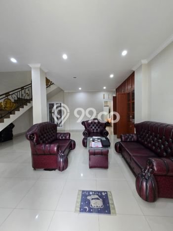 For Sale! Premium House LT 204m2 Desain Elegan di Cipinang For Sale! Premium House LT 204m2 Desain Elegan di Cipinang