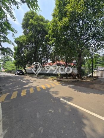 Rumah Mewah LB 300m2 Siap Huni Desain Elegan di Jatiwaringin, Jakarta Timur Rumah Mewah LB 300m2 Siap Huni Desain Elegan di Jatiwaringin, Jakarta Timur