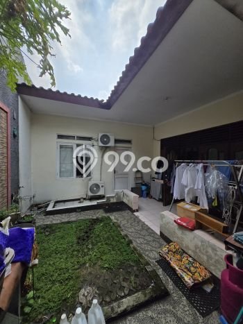 BEST OFFER! Rumah Untuk Investasi di Pondok Kelapa, LT 296m² Bangunan 294m² BEST OFFER! Rumah Untuk Investasi di Pondok Kelapa, LT 296m² Bangunan 294m²