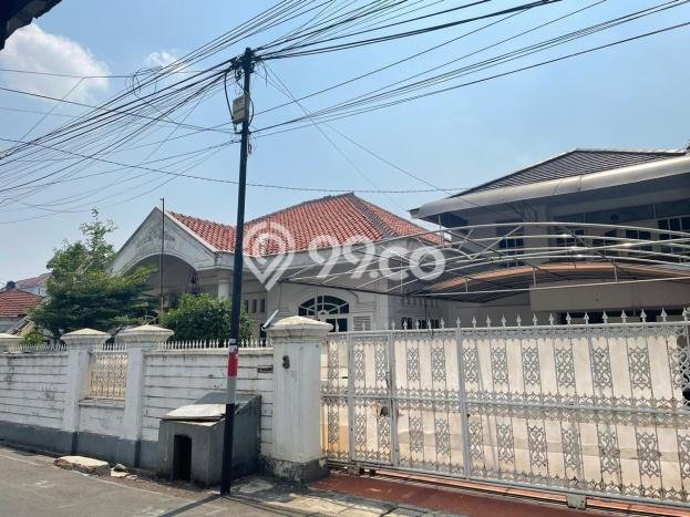 Rumah Luxury Modern Tanpa Renovasi di Rawamangun Jakarta Timur Rumah Luxury Modern Tanpa Renovasi di Rawamangun Jakarta Timur