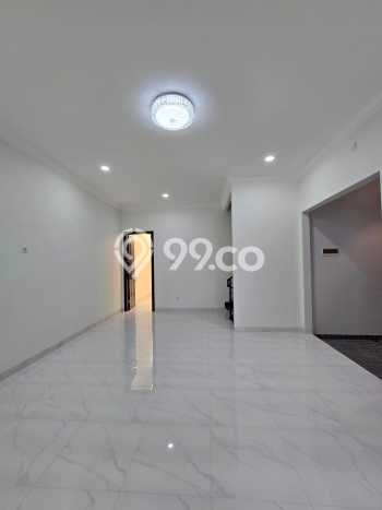 Jual Rumah Mewah Elegan Dengan View Cantik di Pondok Bambu, Jakarta Timur Jual Rumah Mewah Elegan Dengan View Cantik di Pondok Bambu, Jakarta Timur