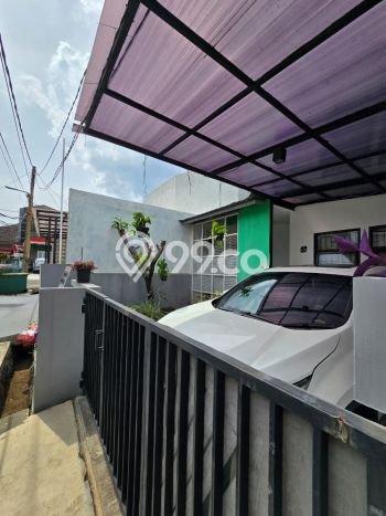 For Sale! Luxury House LT 120m2 Desain Modern di Jatiwaringin For Sale! Luxury House LT 120m2 Desain Modern di Jatiwaringin