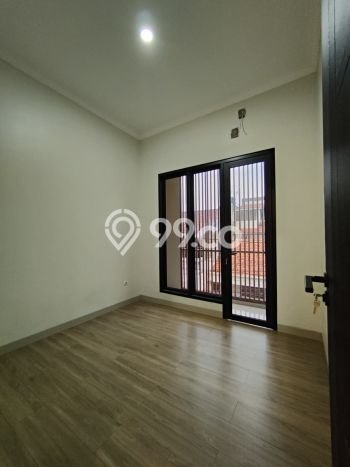 Jual Rumah Mewah Megah Dengan View Eksklusif di Rawamangun, Jakarta Timur Jual Rumah Mewah Megah Dengan View Eksklusif di Rawamangun, Jakarta Timur