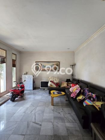 Siap Huni Rumah Mewah 6 Kamar di Duren Sawit Dekat ke Mana Pun Siap Huni Rumah Mewah 6 Kamar di Duren Sawit Dekat ke Mana Pun
