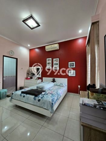 Rumah Mewah LB 567m2 Siap Pakai Desain Elegan di Pondok Kelapa, Jakarta Timur Rumah Mewah LB 567m2 Siap Pakai Desain Elegan di Pondok Kelapa, Jakarta Timur