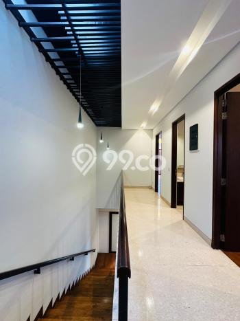 Dijual Rumah Premium dengan Fasilitas Sekitar Komplit di Cilandak, Jakarta Selatan Dijual Rumah Premium dengan Fasilitas Sekitar Komplit di Cilandak, Jakarta Selatan