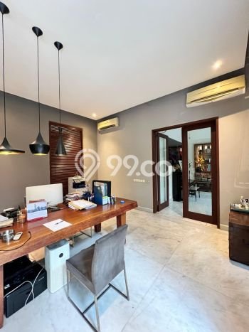 Rumah Luxury Modern Tanpa Renovasi di Kemang Jakarta Selatan Rumah Luxury Modern Tanpa Renovasi di Kemang Jakarta Selatan