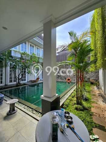 Rumah Mewah LB 650m2 Siap Pakai Desain Elegan di Condet, Jakarta Timur Rumah Mewah LB 650m2 Siap Pakai Desain Elegan di Condet, Jakarta Timur