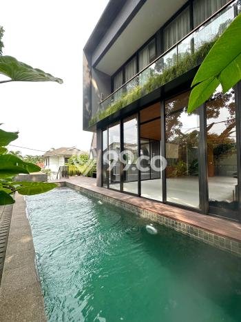 Rumah Elit LB 425m2 Siap Pakai Desain Elegan di Kemang, Jakarta Selatan Rumah Elit LB 425m2 Siap Pakai Desain Elegan di Kemang, Jakarta Selatan