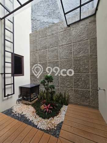 Rumah Elit Modern Tanpa Renovasi di Kayu Putih Jakarta Timur Rumah Elit Modern Tanpa Renovasi di Kayu Putih Jakarta Timur