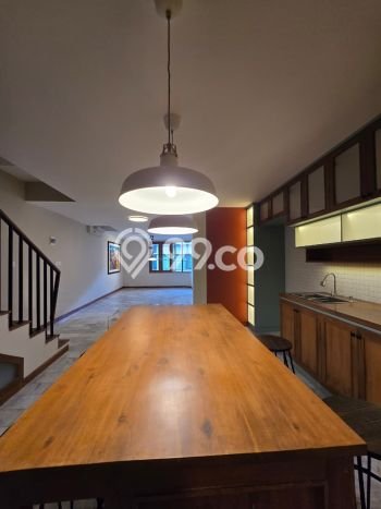 Rumah Elit Modern Tanpa Renovasi di Cipinang Jakarta Timur Rumah Elit Modern Tanpa Renovasi di Cipinang Jakarta Timur