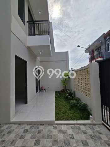 Rumah Elit Modern Tanpa Renovasi di Kayu Putih Jakarta Timur Rumah Elit Modern Tanpa Renovasi di Kayu Putih Jakarta Timur