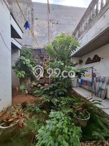 Hunian Mewah LB 210m2 Siap Pakai Desain Elegan di Klender, Jakarta Timur Hunian Mewah LB 210m2 Siap Pakai Desain Elegan di Klender, Jakarta Timur