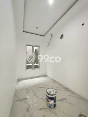 Rumah Strategis Modern Lb 180m2 di Matraman, Jakarta Timur Rumah Strategis Modern Lb 180m2 di Matraman, Jakarta Timur