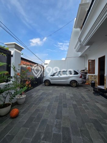 Jual Rumah Mewah Elegan Dengan View Eksklusif di Pondok Bambu, Jakarta Timur Jual Rumah Mewah Elegan Dengan View Eksklusif di Pondok Bambu, Jakarta Timur