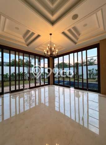Hunian Elit LB 880m2 Siap Pakai Desain Elegan di Kemang, Jakarta Selatan Hunian Elit LB 880m2 Siap Pakai Desain Elegan di Kemang, Jakarta Selatan