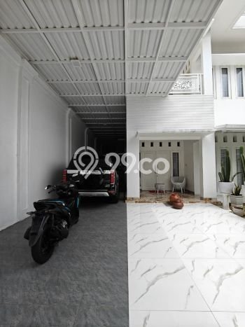 Dijual Rumah Premium dengan Fasilitas Sekitar Komplit di Duren Sawit, Jakarta Timur Dijual Rumah Premium dengan Fasilitas Sekitar Komplit di Duren Sawit, Jakarta Timur