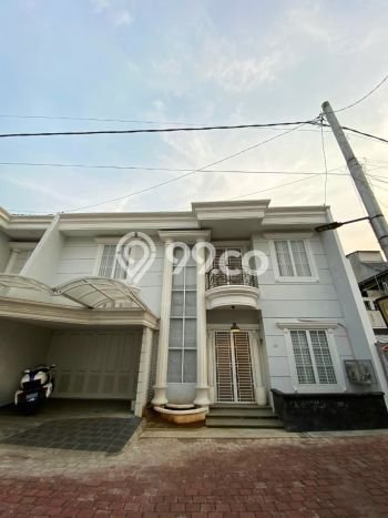 Jual Rumah Mewah Elegan Dengan View Cantik di Cilangkap, Jakarta Timur Jual Rumah Mewah Elegan Dengan View Cantik di Cilangkap, Jakarta Timur