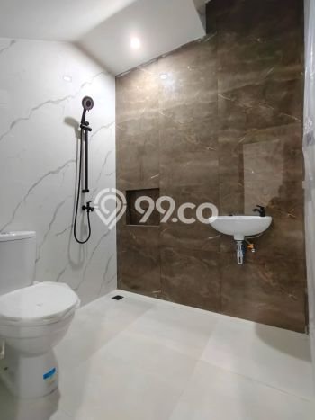 For Sale Rumah 3 Kamar Lokasi Ideal Nyaman dan Strategis di Ciracas For Sale Rumah 3 Kamar Lokasi Ideal Nyaman dan Strategis di Ciracas
