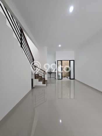 Rumah Minimalis 3 KT LT 96m2 di Pondok Kelapa Rumah Minimalis 3 KT LT 96m2 di Pondok Kelapa