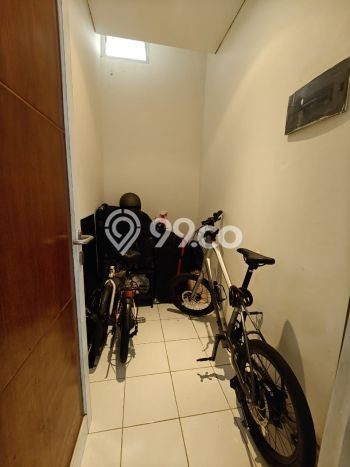 Rumah Strategis Modern Lb 200m2 di Duren Sawit, Jakarta Timur Rumah Strategis Modern Lb 200m2 di Duren Sawit, Jakarta Timur