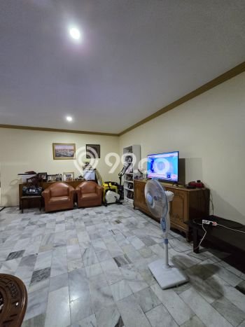 Rumah Elit Modern Tanpa Renovasi di Utan Kayu Jakarta Timur Rumah Elit Modern Tanpa Renovasi di Utan Kayu Jakarta Timur