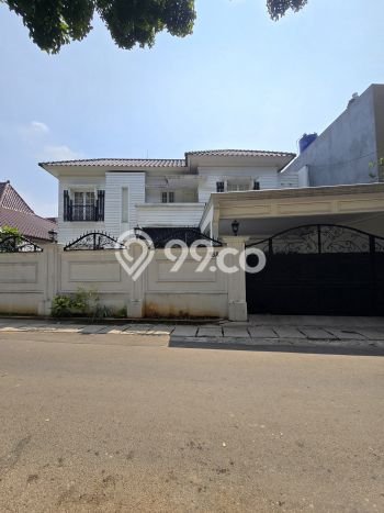 Dijual Rumah Mewah Exclusive di Cipayung, Jakarta Timur Dijual Rumah Mewah Exclusive di Cipayung, Jakarta Timur