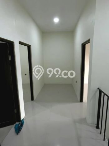 Rumah Elit Modern Tanpa Renovasi di Utan Kayu Jakarta Timur Rumah Elit Modern Tanpa Renovasi di Utan Kayu Jakarta Timur