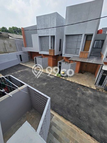 Rumah Eksklusif Dijual LT 102m2 di Duren Sawit, Jakarta Timur Rumah Eksklusif Dijual LT 102m2 di Duren Sawit, Jakarta Timur