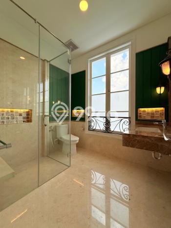 Dijual Rumah Mewah Elegan Dengan View Cantik di Kemang, Jakarta Selatan Dijual Rumah Mewah Elegan Dengan View Cantik di Kemang, Jakarta Selatan