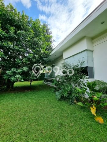 Rumah Elit Modern Tanpa Renovasi di Kemang Jakarta Selatan Rumah Elit Modern Tanpa Renovasi di Kemang Jakarta Selatan