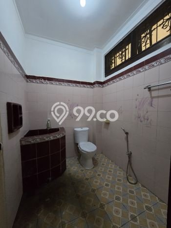 Dijual Rumah Mewah Megah Dengan View Cantik di Pondok Bambu, Jakarta Timur Dijual Rumah Mewah Megah Dengan View Cantik di Pondok Bambu, Jakarta Timur
