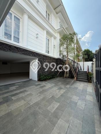 Dijual Rumah Mewah Elegan Dengan View Cantik di Kemang, Jakarta Selatan Dijual Rumah Mewah Elegan Dengan View Cantik di Kemang, Jakarta Selatan